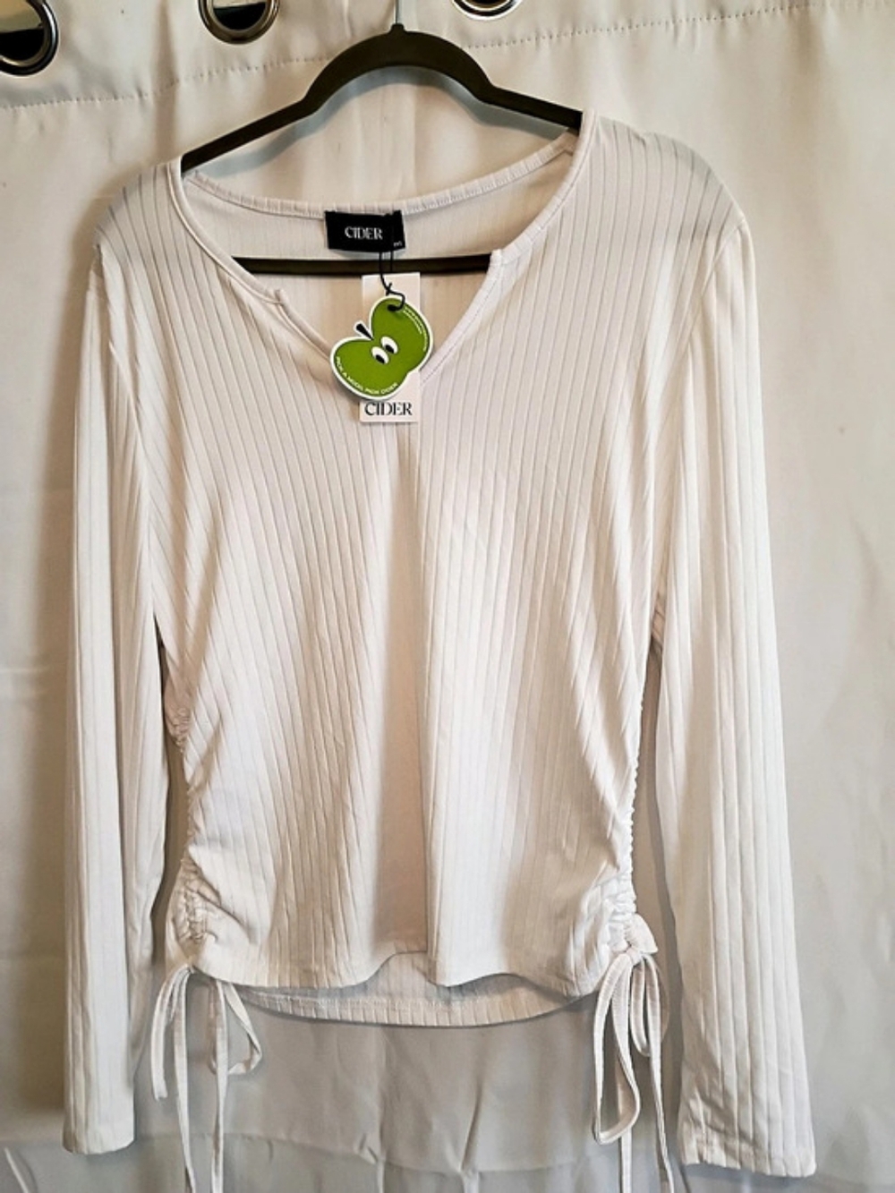 CIDER Side-Tie Top in White Size 1XL NWT